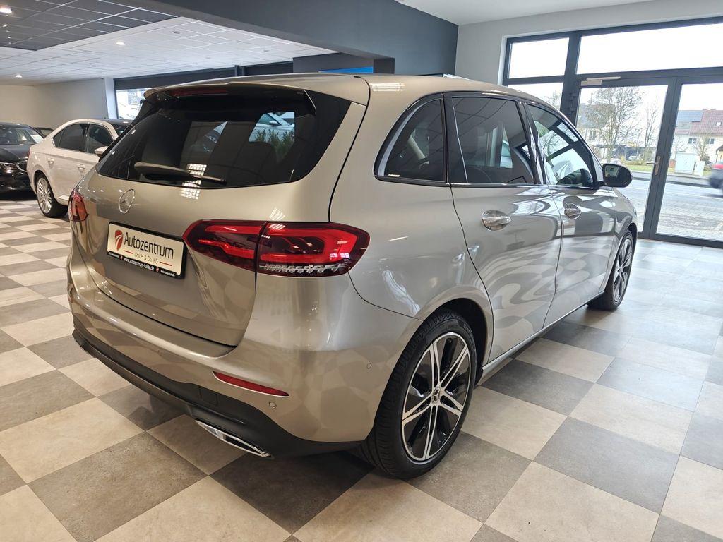 Mercedes-Benz B 180 2020
