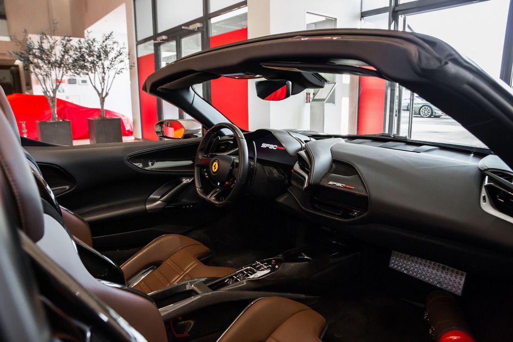 Ferrari SF90 2021