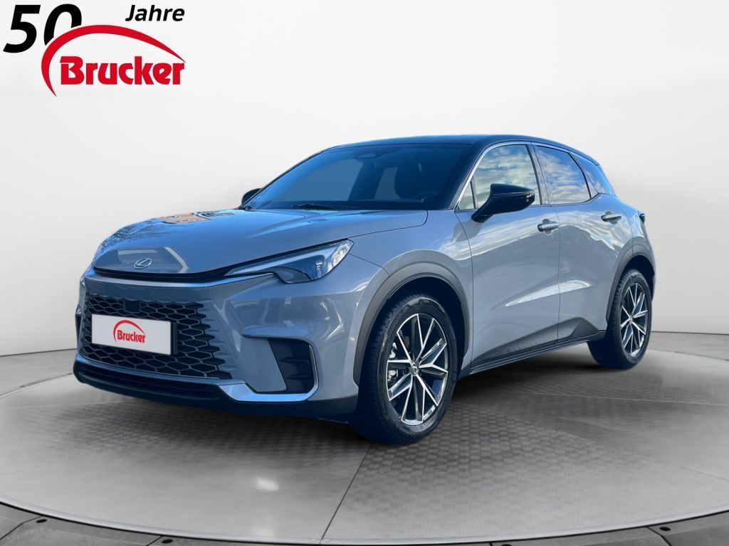 Lexus LBX 2025