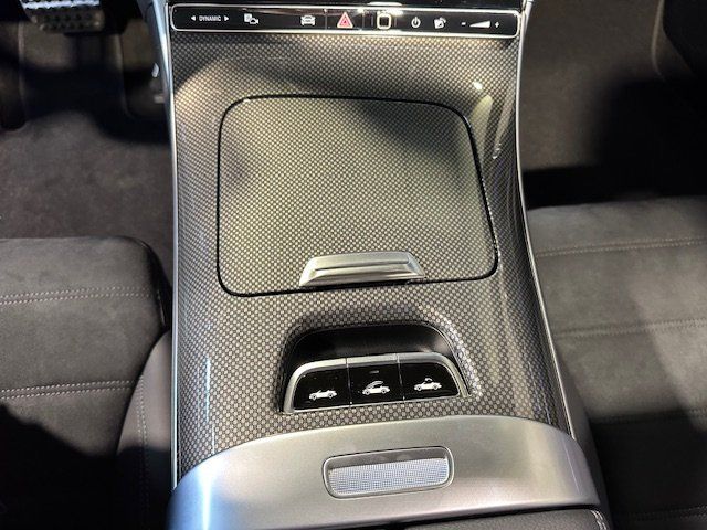 Mercedes-Benz CLE 200 2025