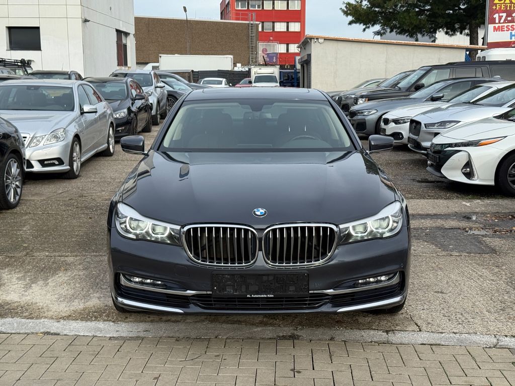 BMW 740 2017