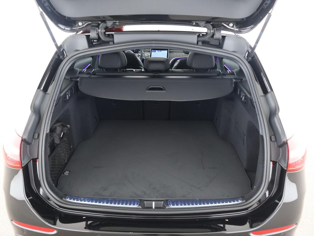 Mercedes-Benz C 220 2025