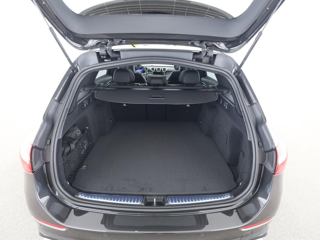 Mercedes-Benz C 220 2025