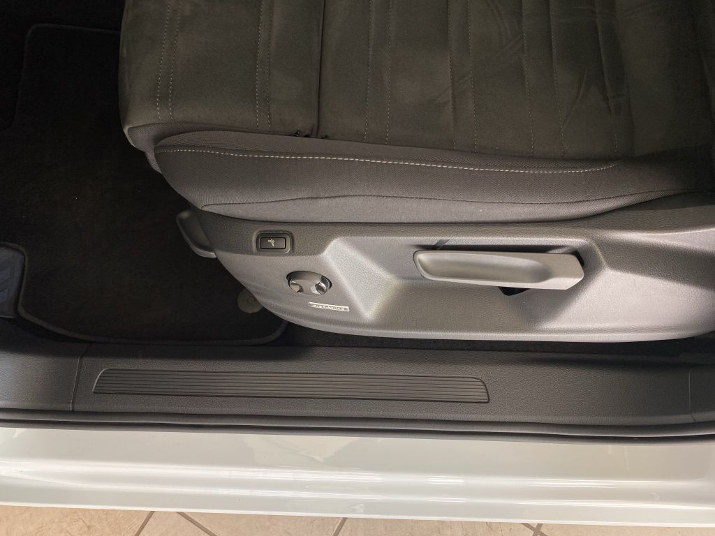 Volkswagen Touran 2023