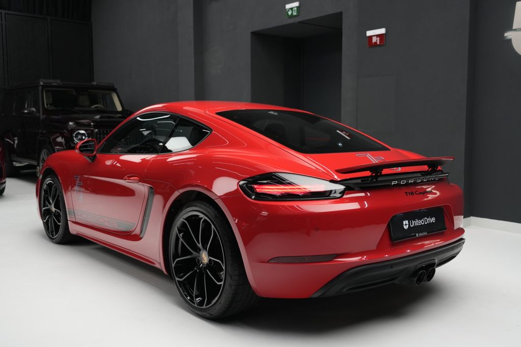 Porsche Cayman 2023