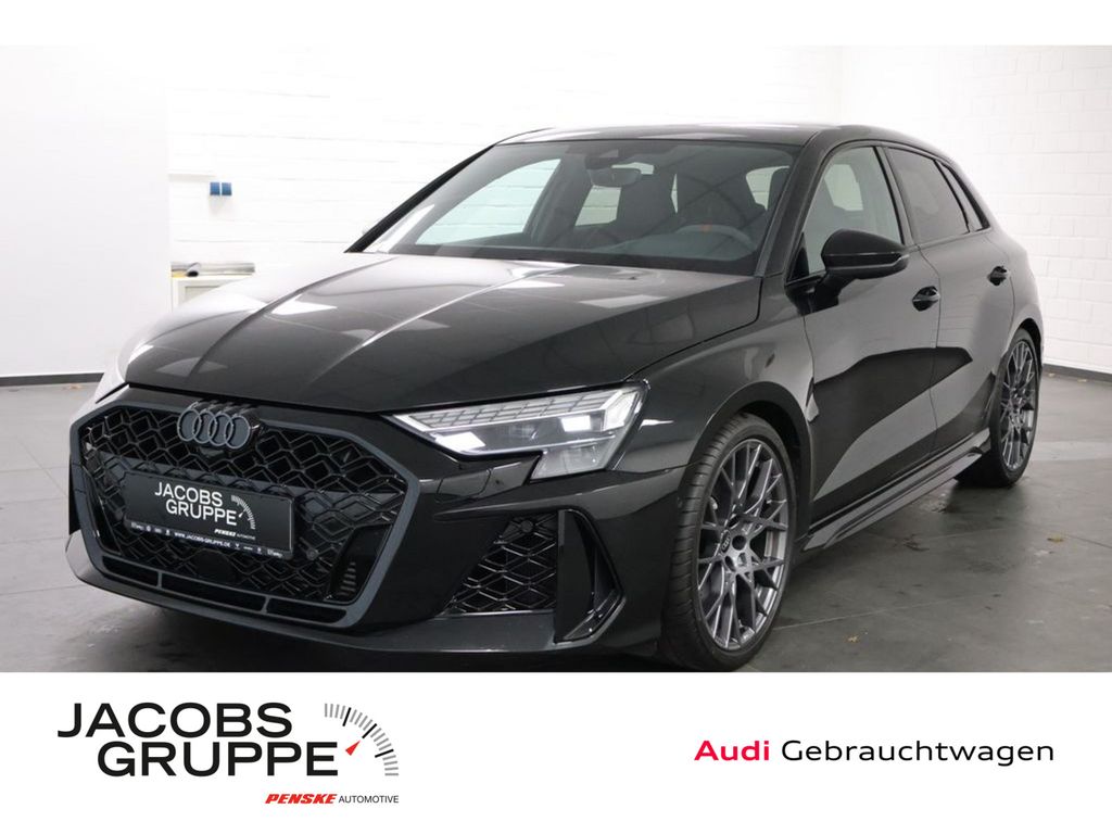Audi RS3 2025