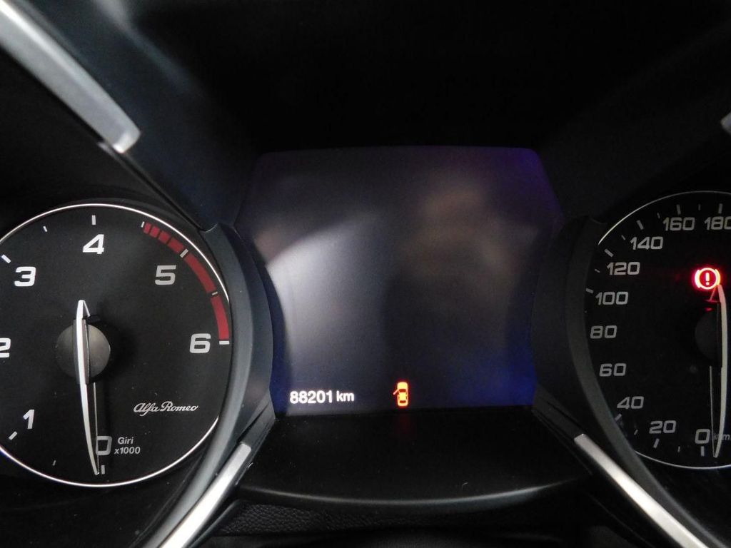 Alfa Romeo Stelvio 2021