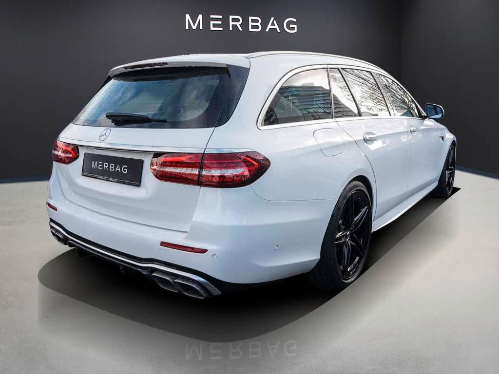 Mercedes-Benz E 63 AMG 2022