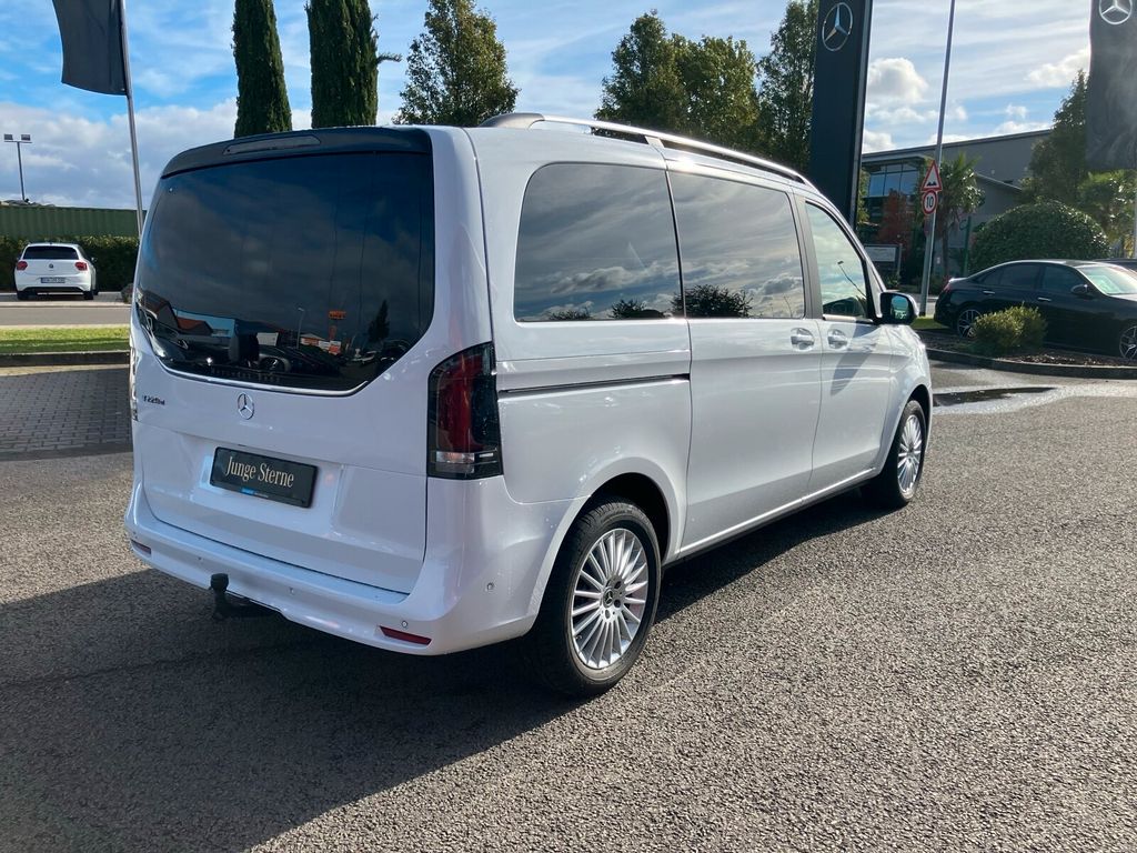 Mercedes-Benz V 220 2025