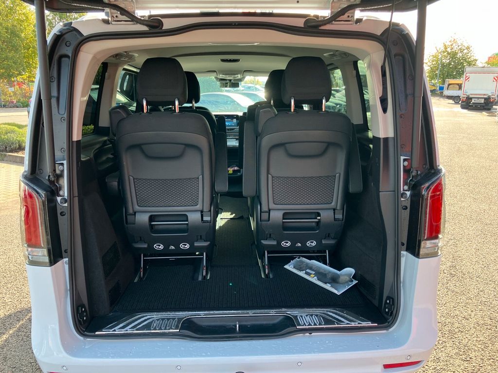 Mercedes-Benz V 220 2025