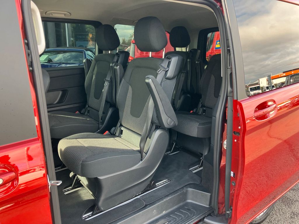 Mercedes-Benz V 220 2024