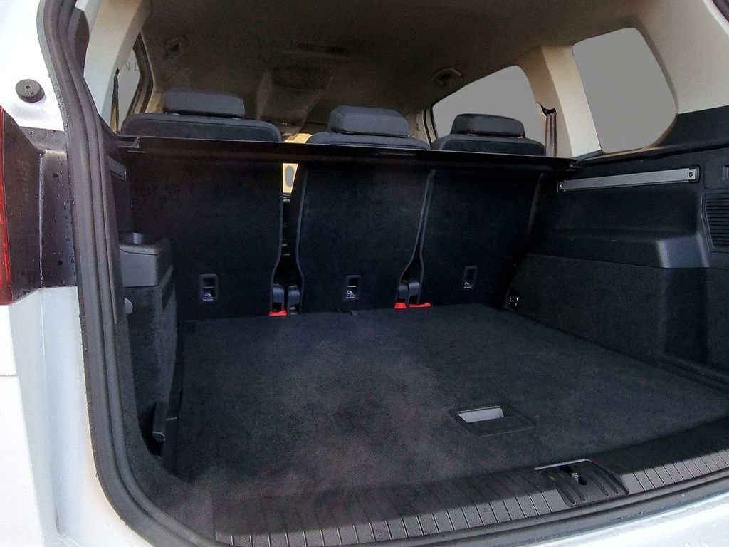 Volkswagen Touran 2025