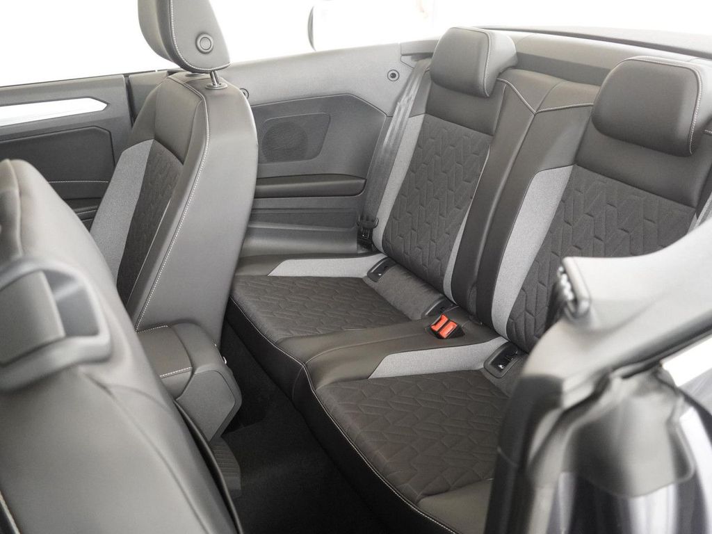 Volkswagen T-Roc 2025