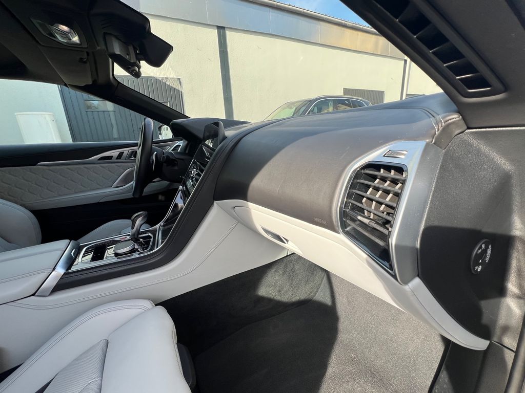 BMW M8 2021
