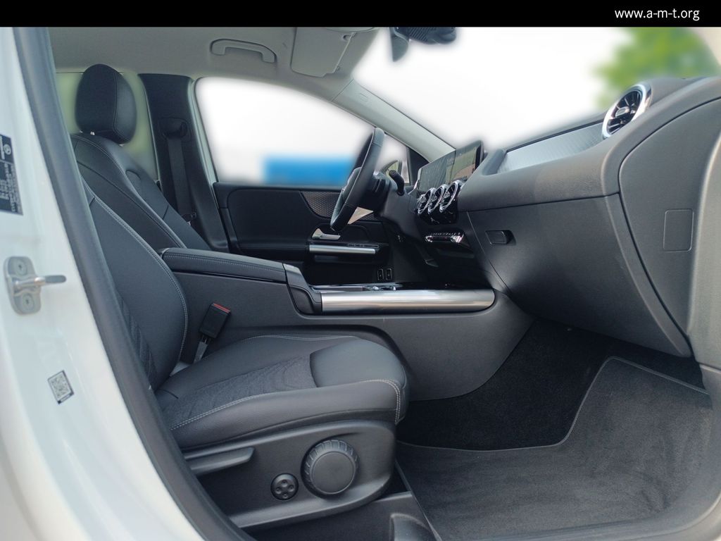 Mercedes-Benz B 250 2024