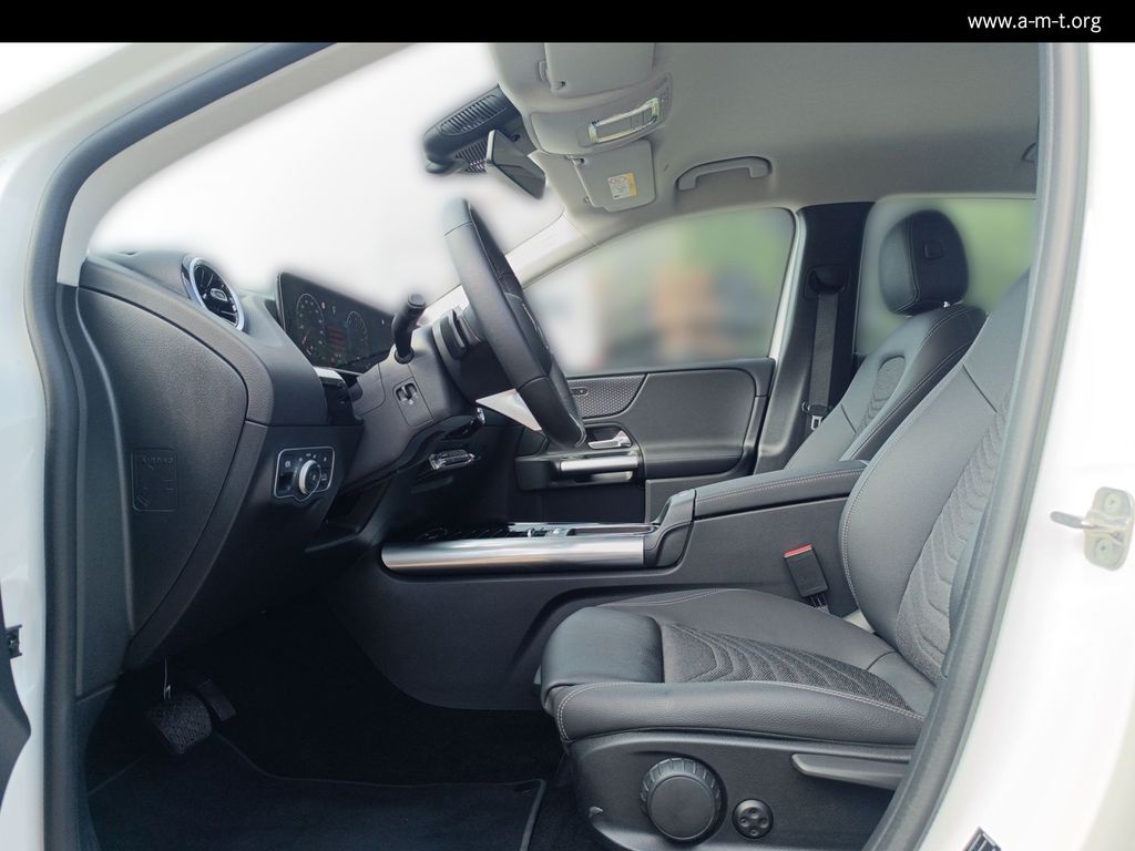 Mercedes-Benz B 250 2024