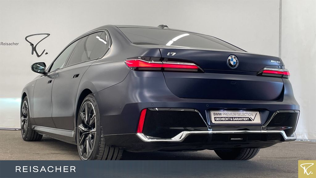 BMW i7 2024