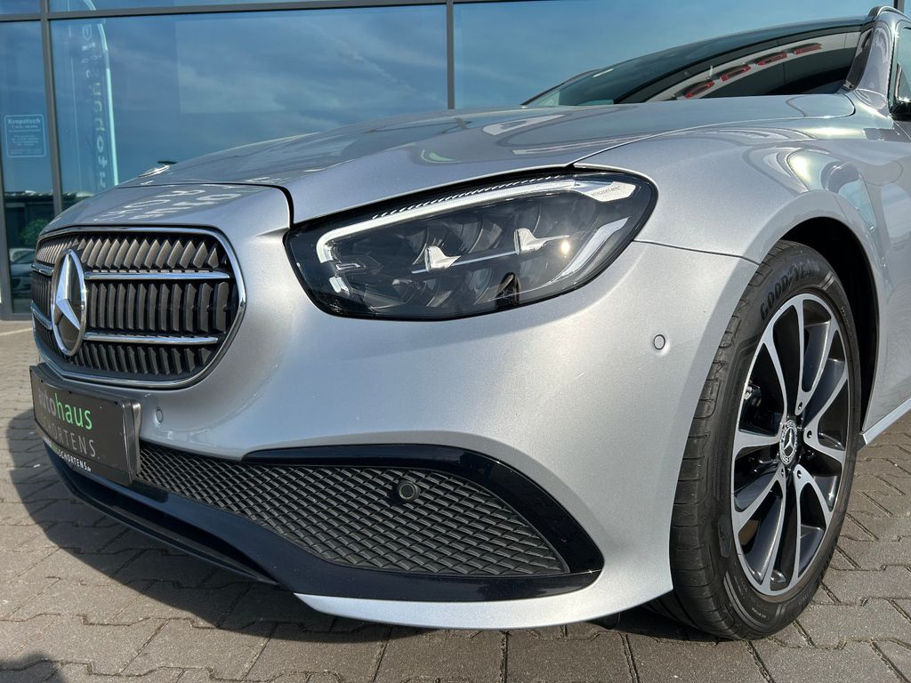 Mercedes-Benz E 220 2022