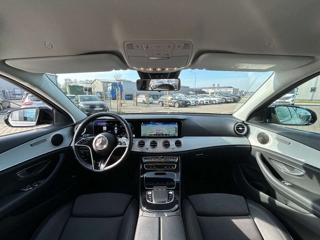 Mercedes-Benz E 220 2022