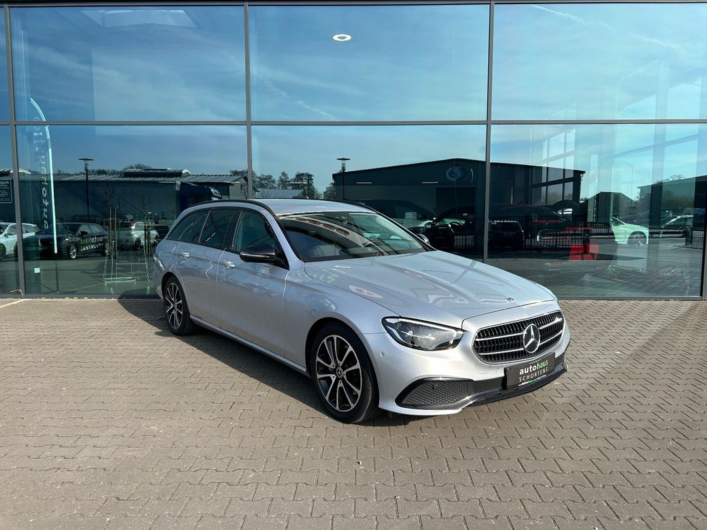 Mercedes-Benz E 220 2022