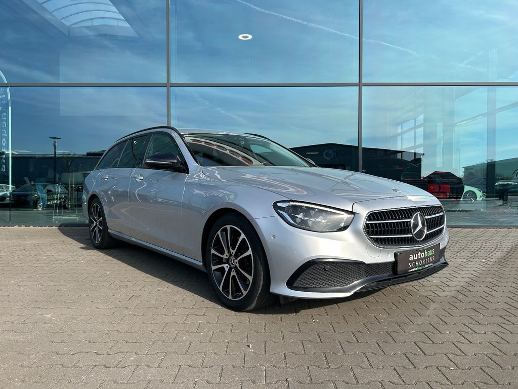 Mercedes-Benz E 220 2022