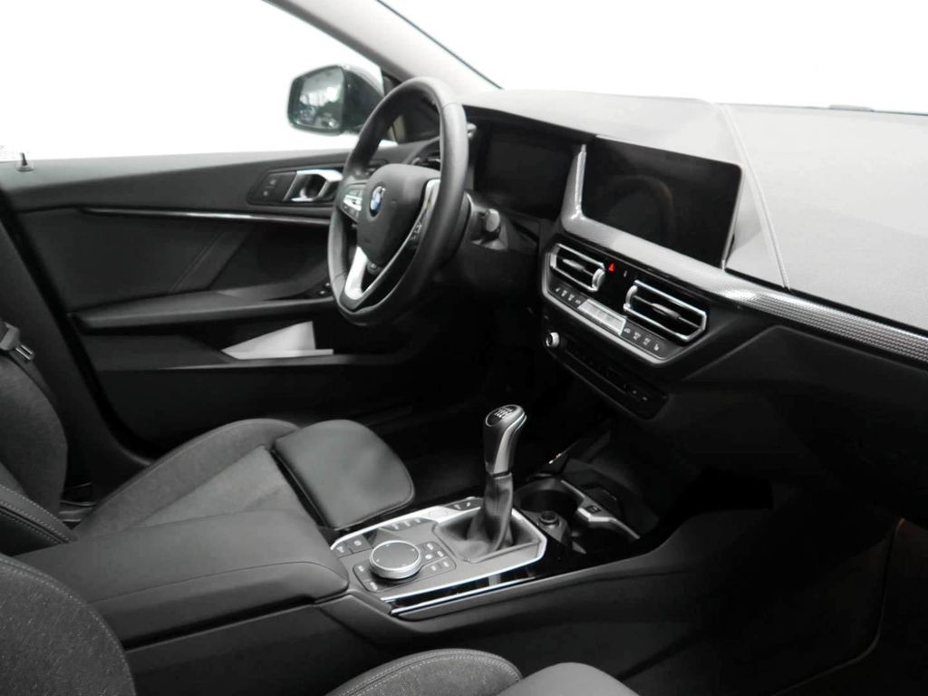 BMW 218 Gran Coupé 2024