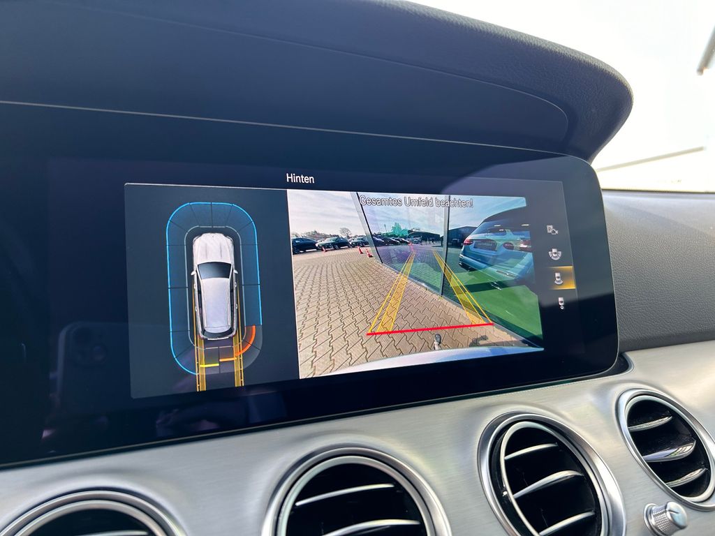 Mercedes-Benz E 220 2022