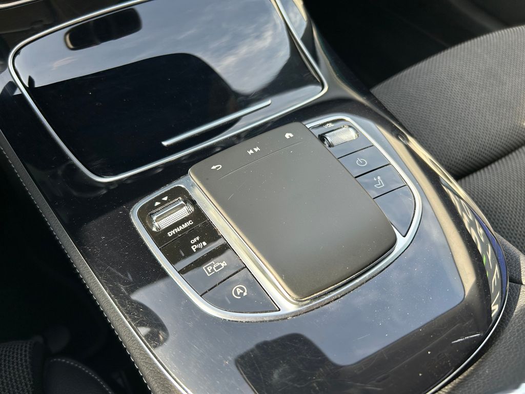 Mercedes-Benz E 220 2022