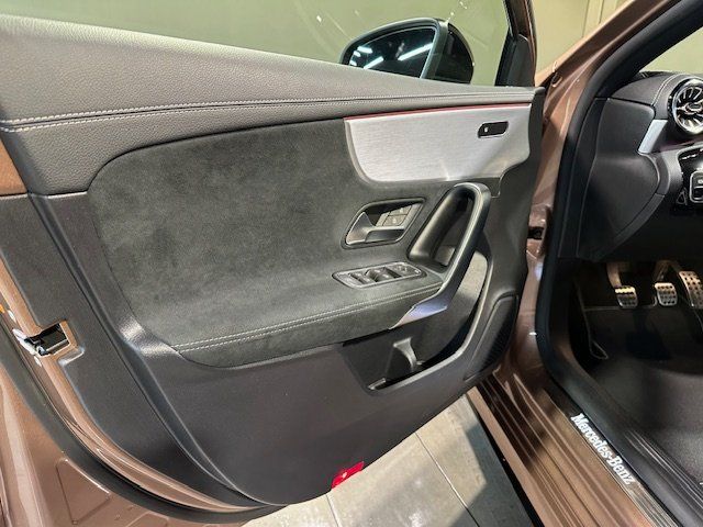 Mercedes-Benz A 180 2021