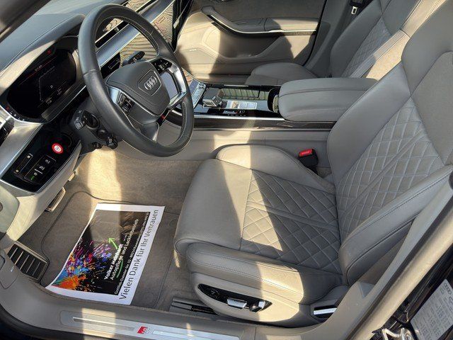 Audi S8 2021