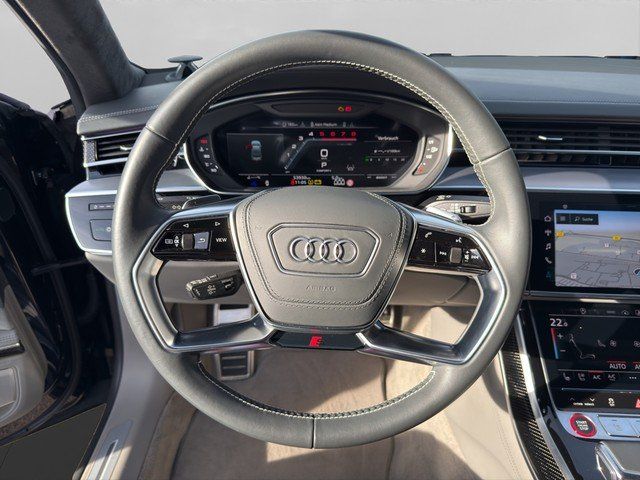 Audi S8 2021