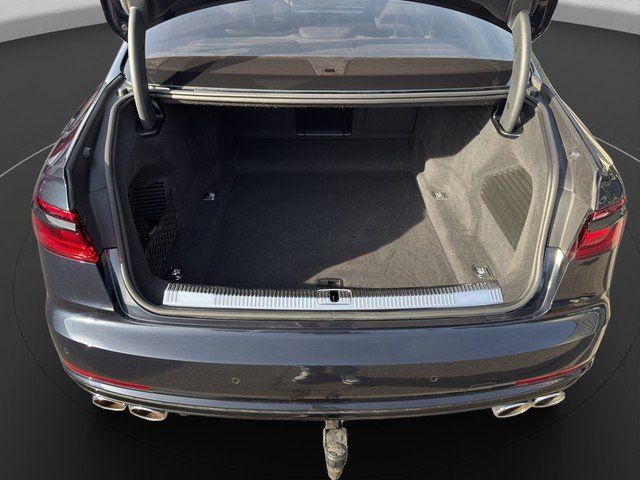 Audi S8 2021