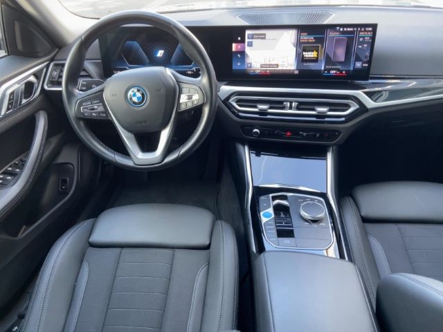 BMW i4 2023