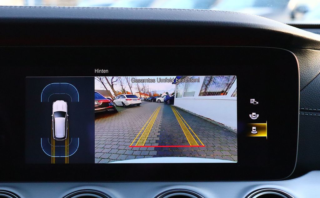 Mercedes-Benz E 300 2020