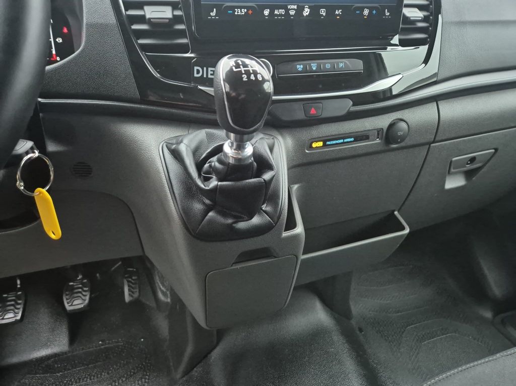 Ford Transit 2025
