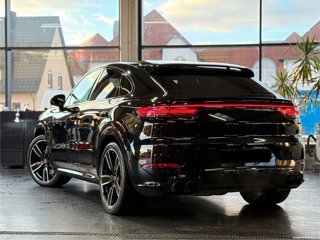 Porsche Cayenne 2021