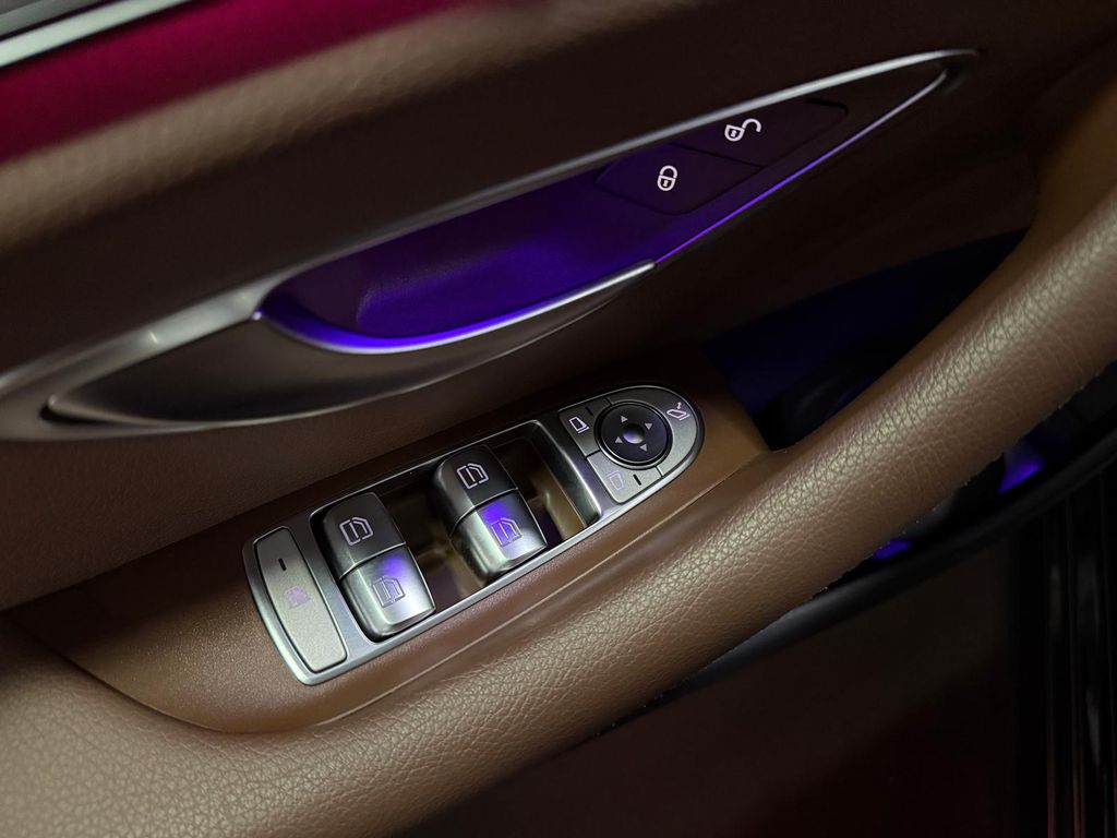 Mercedes-Benz E 300 2021