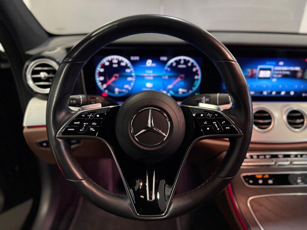 Mercedes-Benz E 300 2021