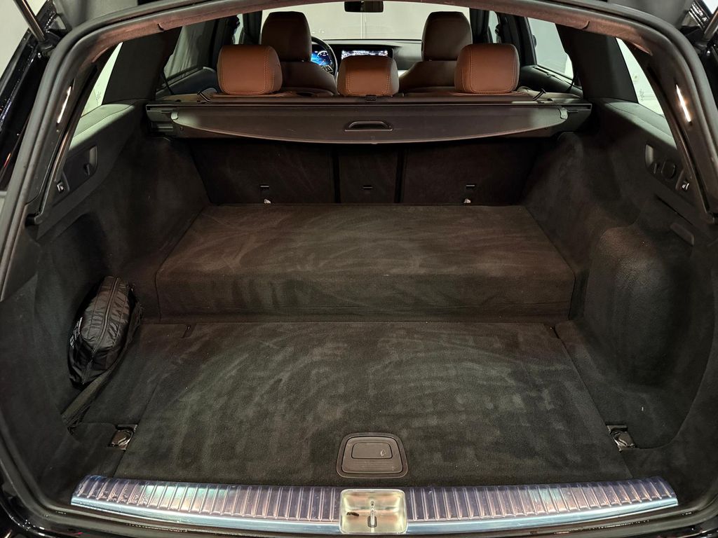 Mercedes-Benz E 300 2021