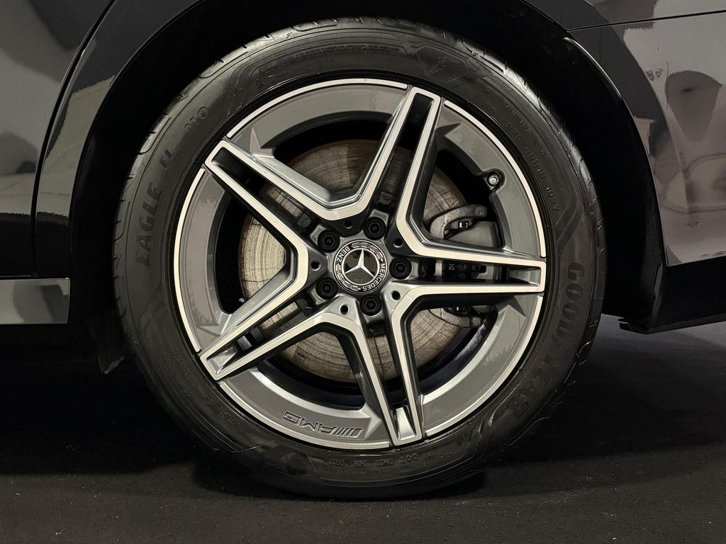 Mercedes-Benz E 300 2021