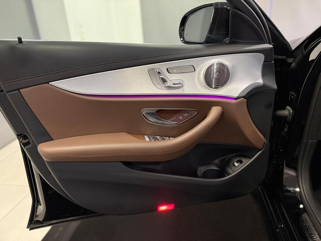 Mercedes-Benz E 300 2021