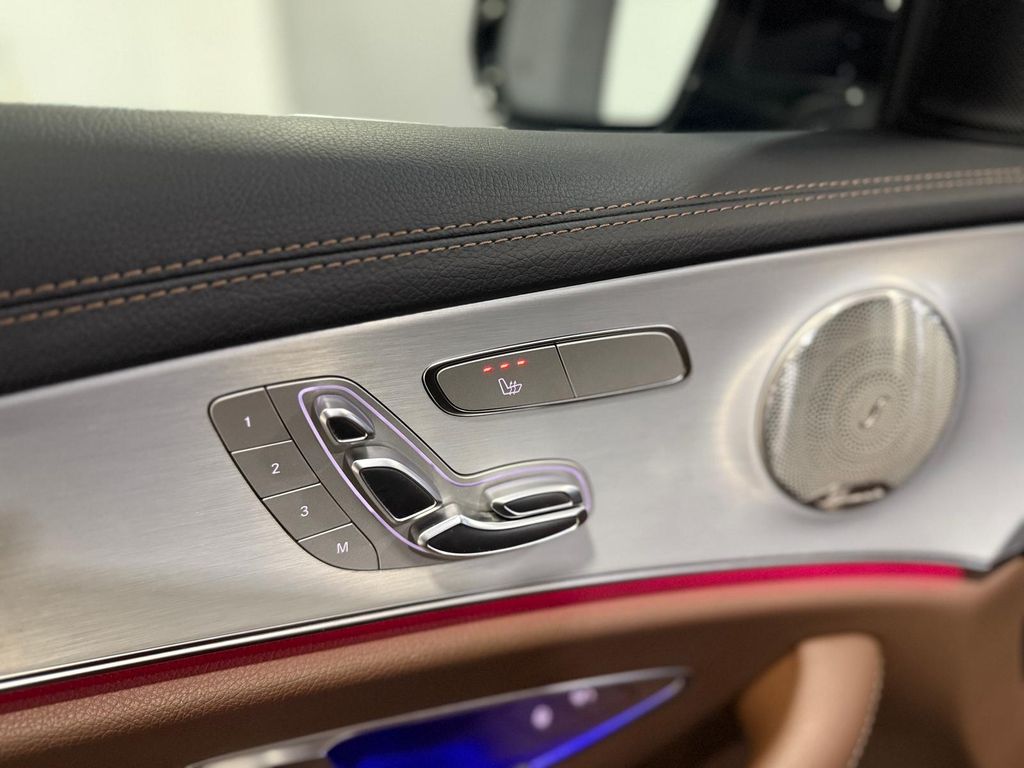 Mercedes-Benz E 300 2021