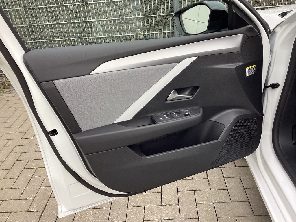 Opel Astra 2025