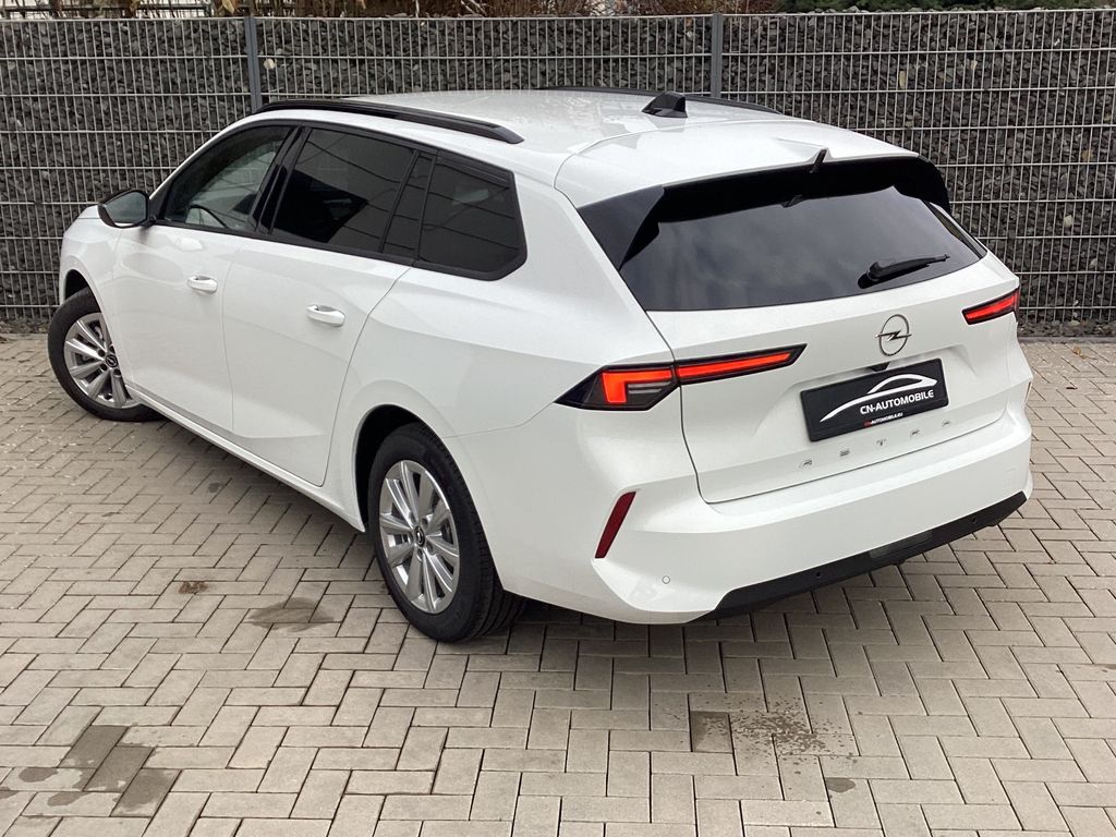 Opel Astra 2025