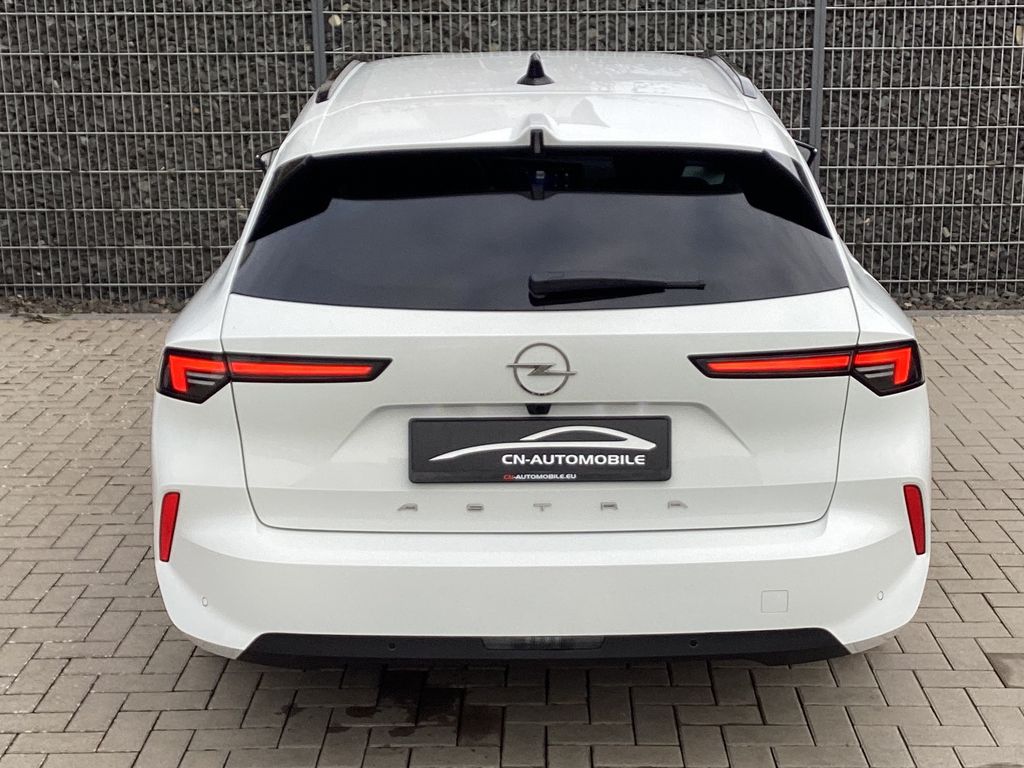 Opel Astra 2025