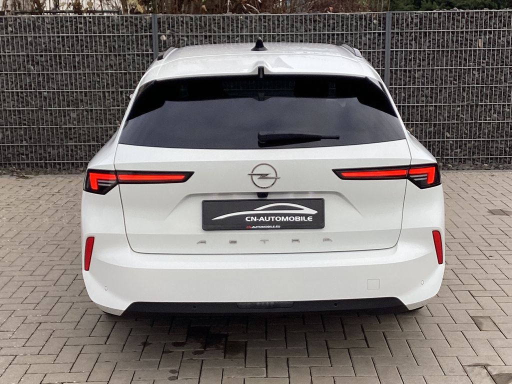 Opel Astra 2025