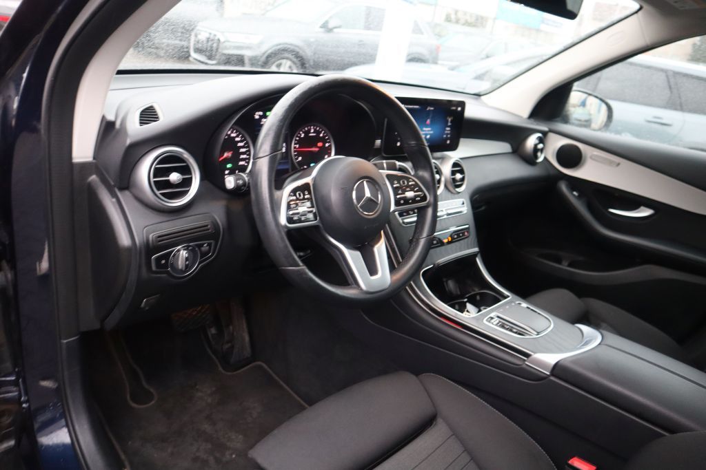 Mercedes-Benz GLC 300 2022