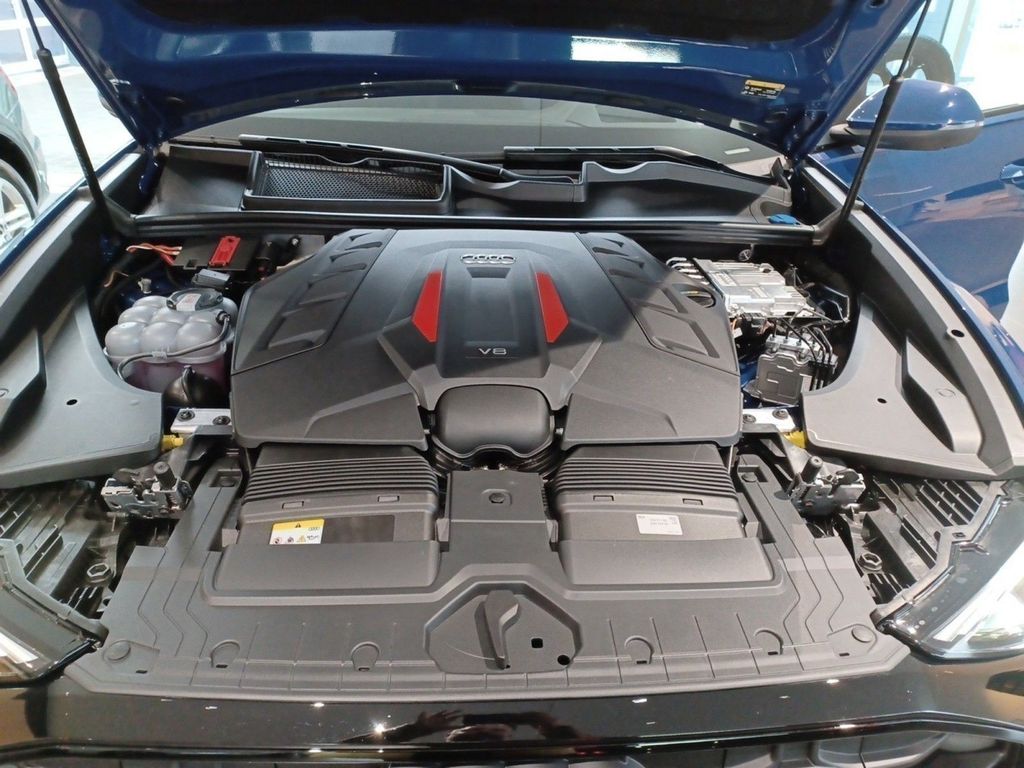 Audi SQ8 2025