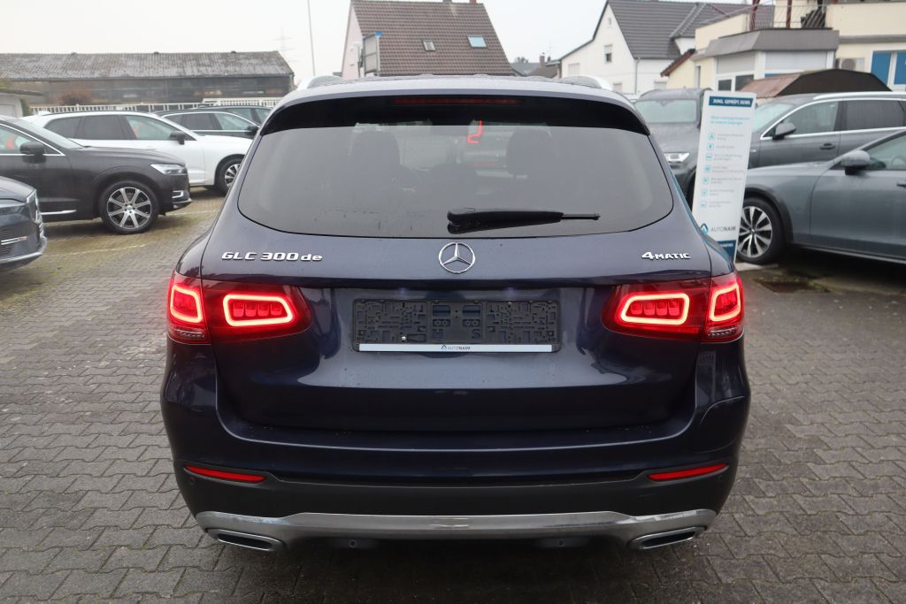 Mercedes-Benz GLC 300 2022