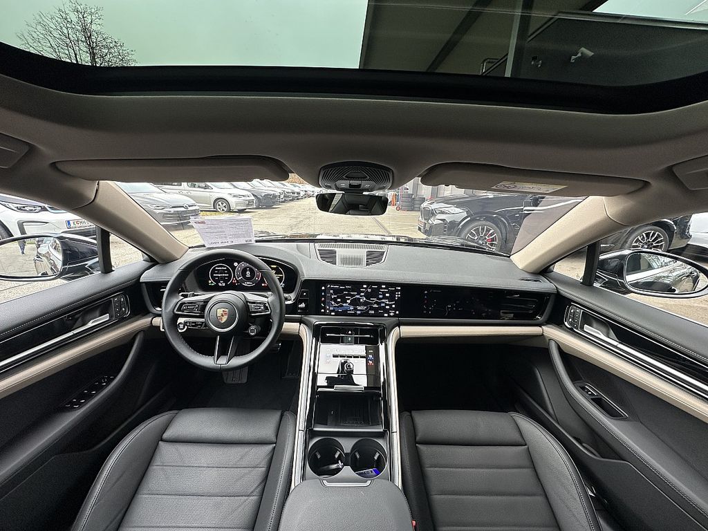 Porsche Panamera 2024